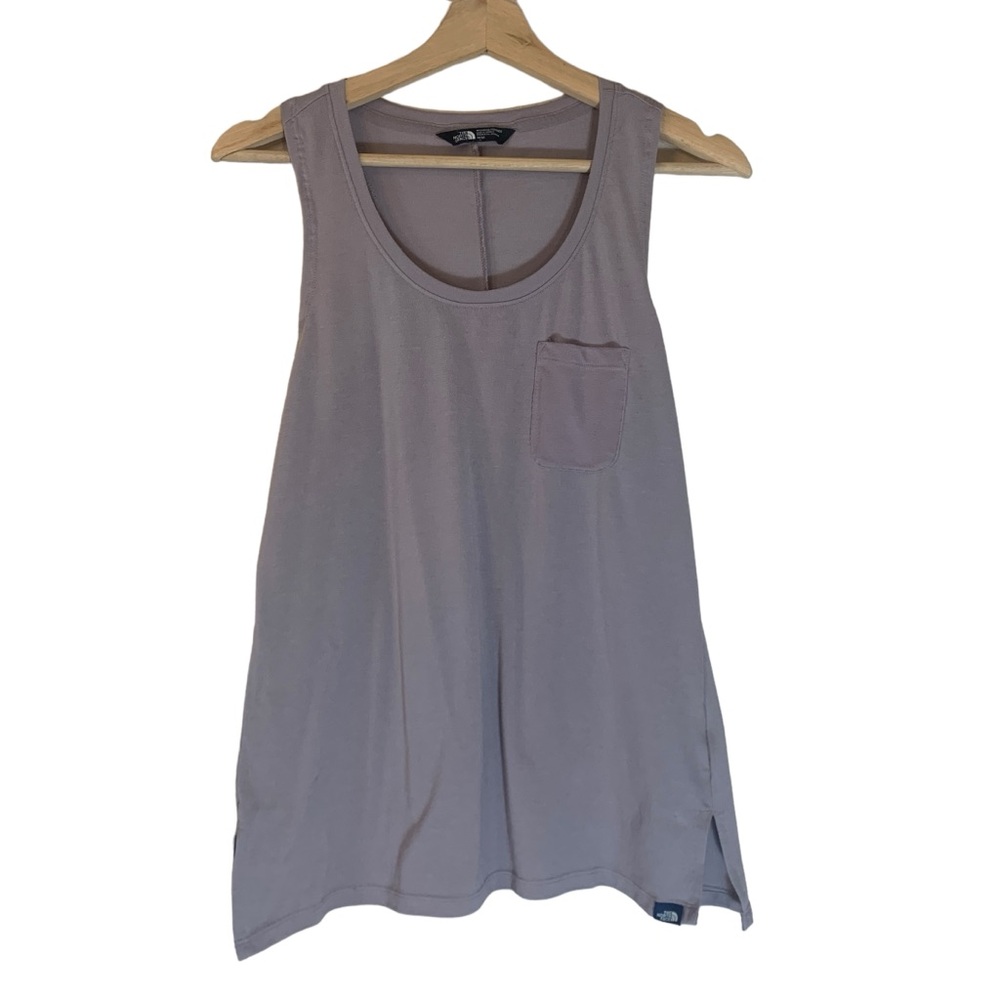 The North Face Lavender Womens Flash Dry Tank with Pocket Size Medium